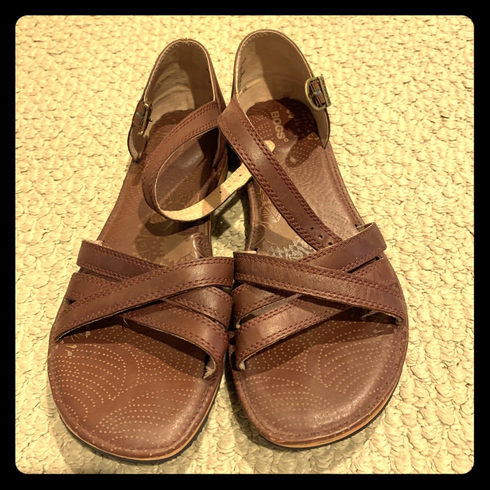 Bogs Nashville closed heel sandal